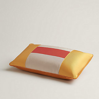 未使用新品HERMESベビークッションブレードセットベージュオレンジイエロー クッション 《カザックIII》 - イエロー | Hermès - エルメス-公式サイト